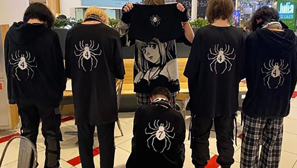 I Tried the Spider Hoodie and Sweatpants Every Day for a Week — Here’s What Actually Happened