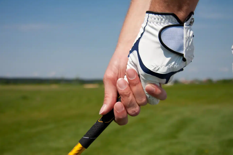 Golf Grips: A Comprehensive Guide to Choosing the Right Grip for Your Game